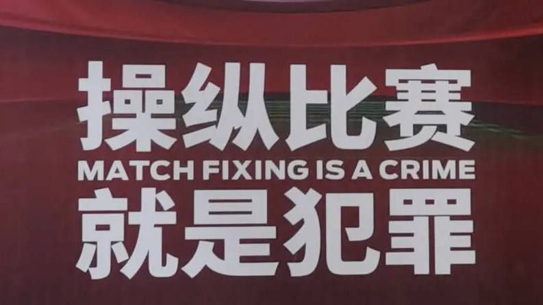 今日，由邓超、俞白眉执导的电影《银河补习班》释出一组全阵容角色海报